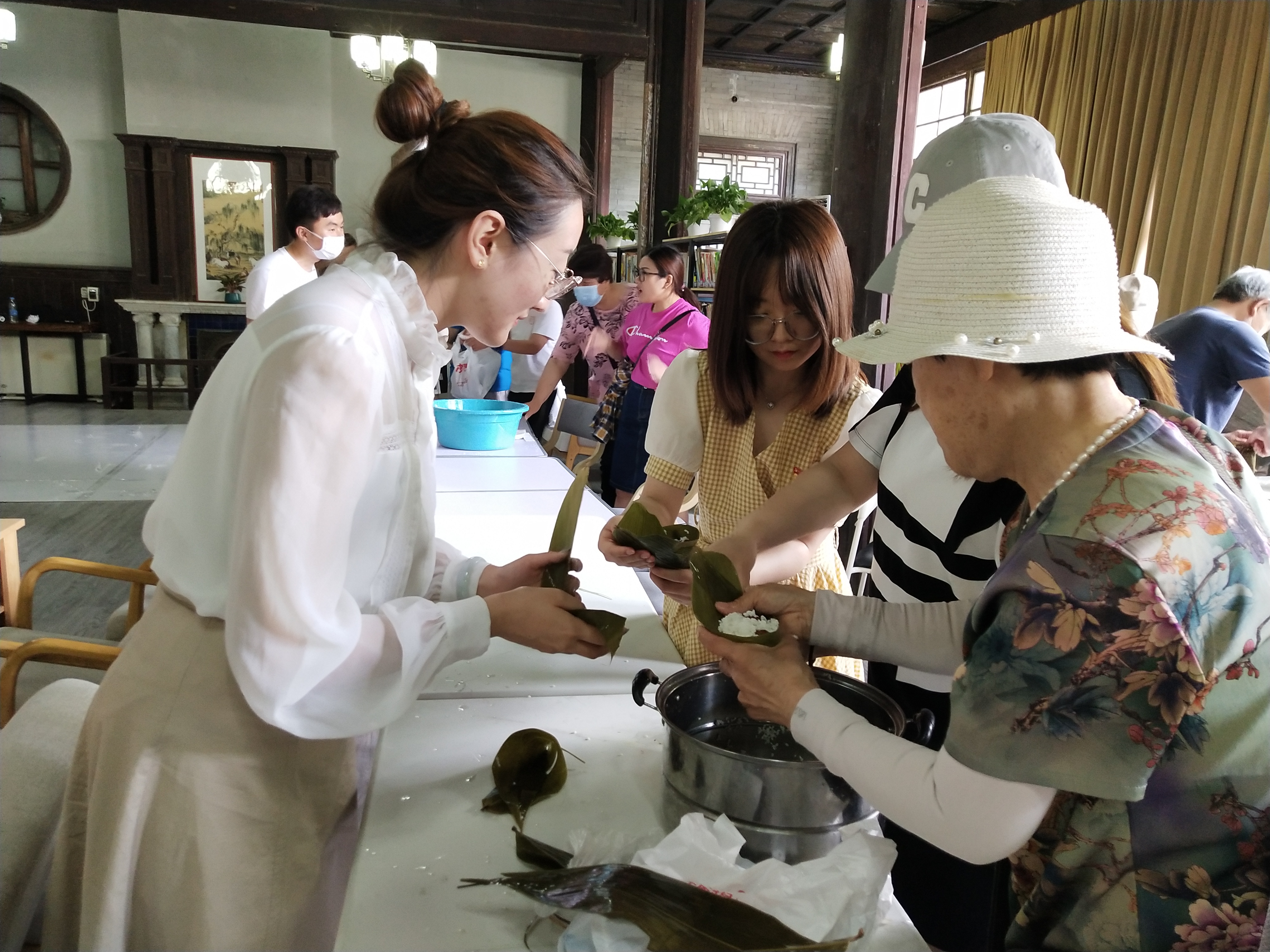 皇冠博彩公司