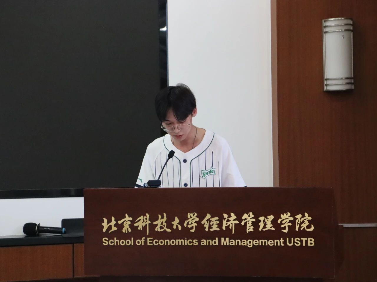 皇冠博彩公司
