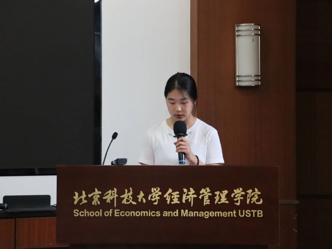 皇冠博彩公司