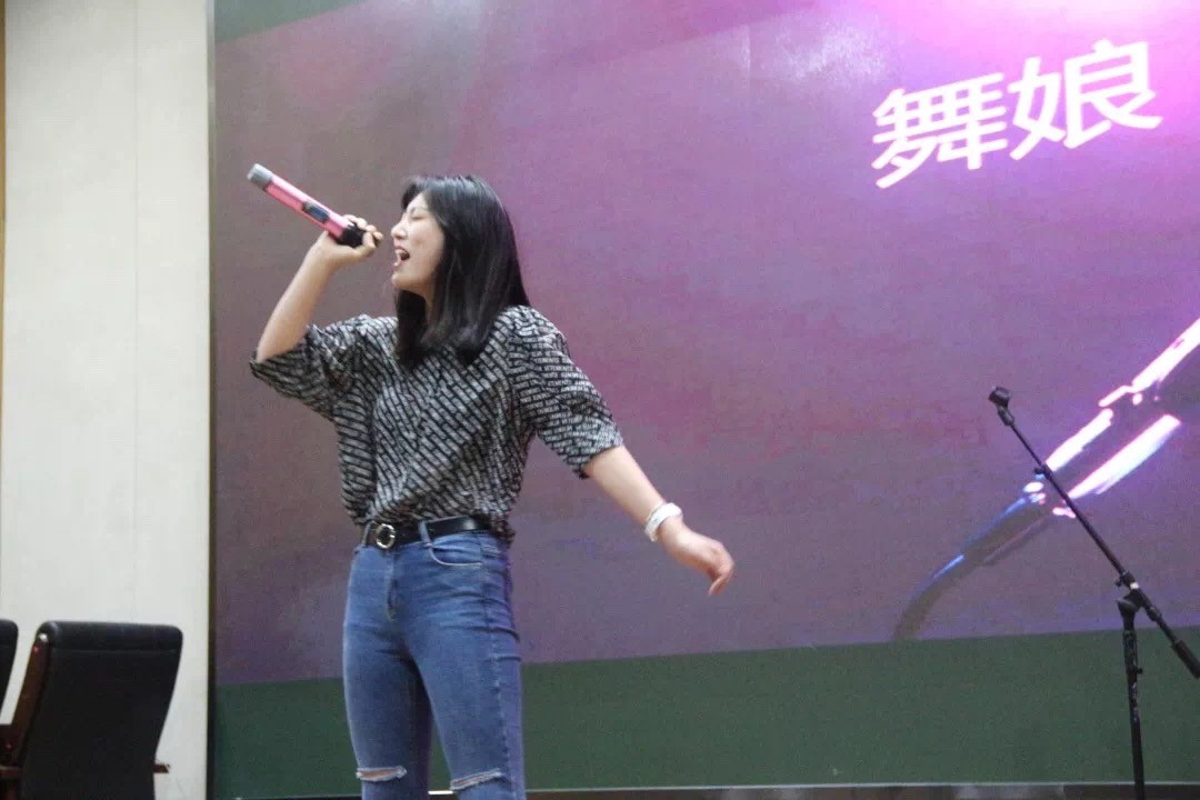 皇冠博彩公司